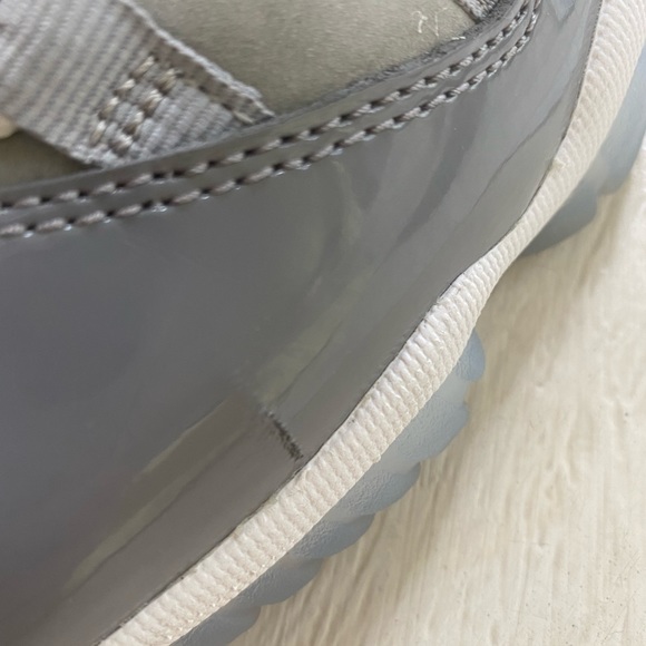 2018 Air Jordan 11 Retro Low Cool Grey - Picture 6 of 6